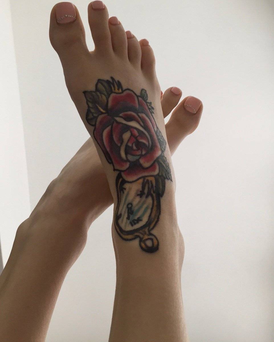 For feet lovers | Scrolller