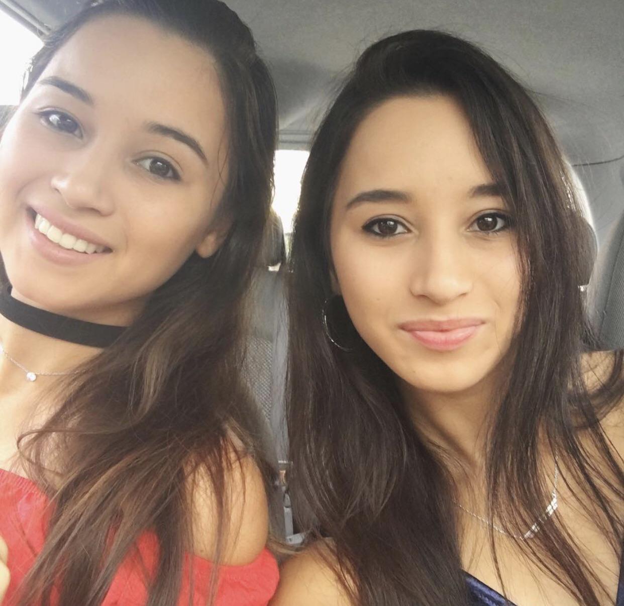 Gorgeous Aussie Twins 🇦🇺😍 Scrolller