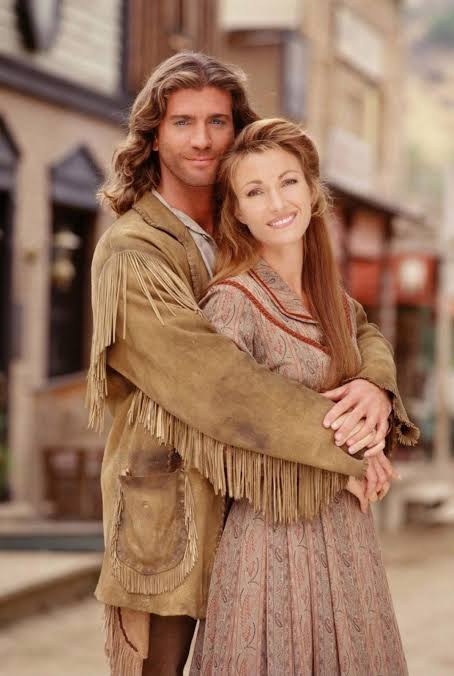 Has noone ever made the connection that Natascha Taylor and Jane Seymour look like twins