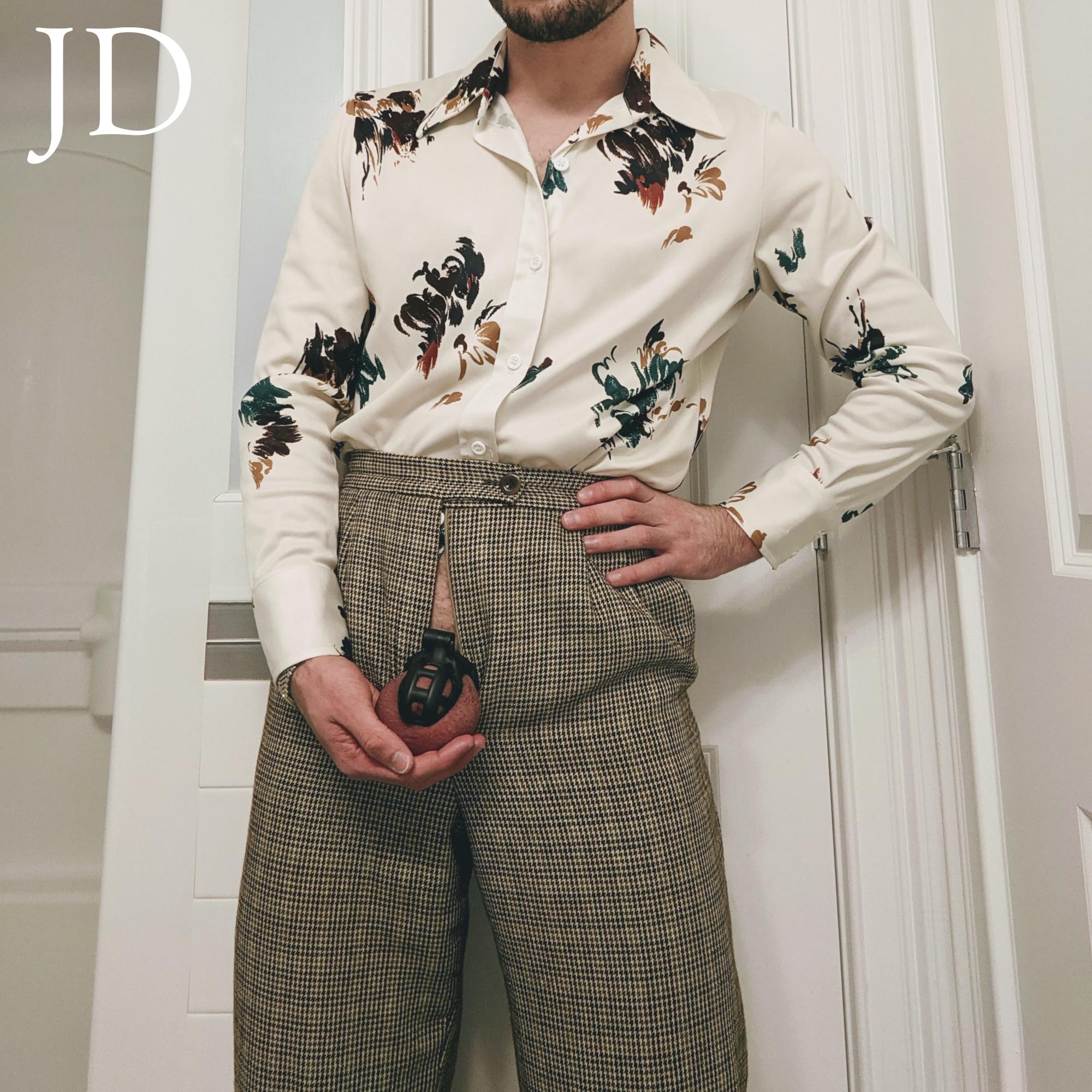 Heavy balls 💕🔒 Scrolller