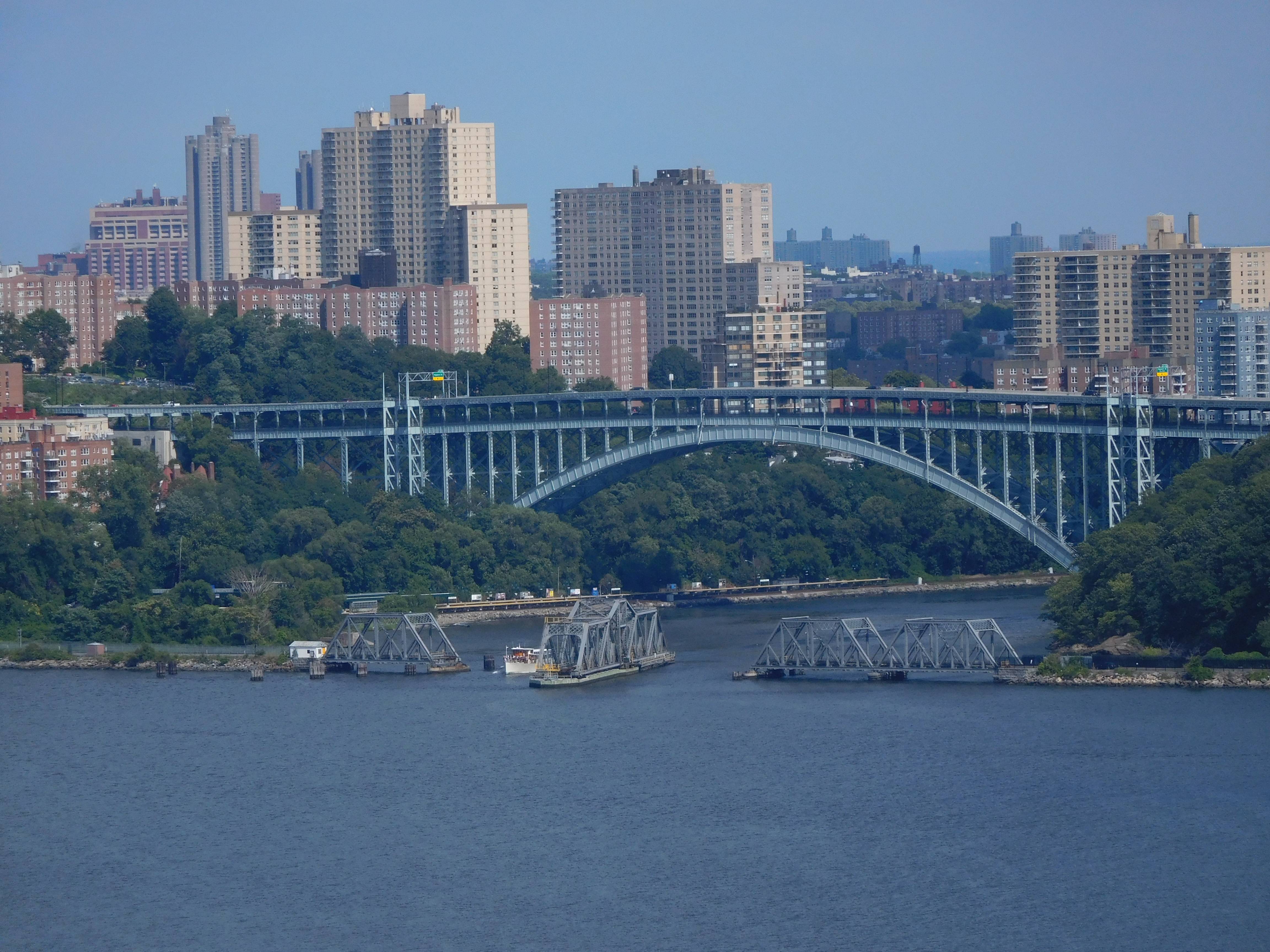 Henry Hudson Bridge between the Bronx and Manhattan NYC as seen from ...