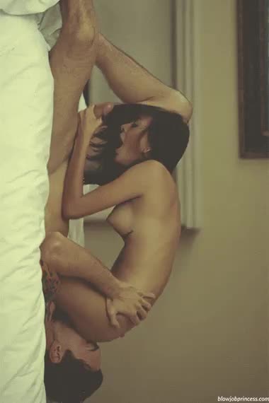 How it looks when a female sexfighter loses a 69 hold