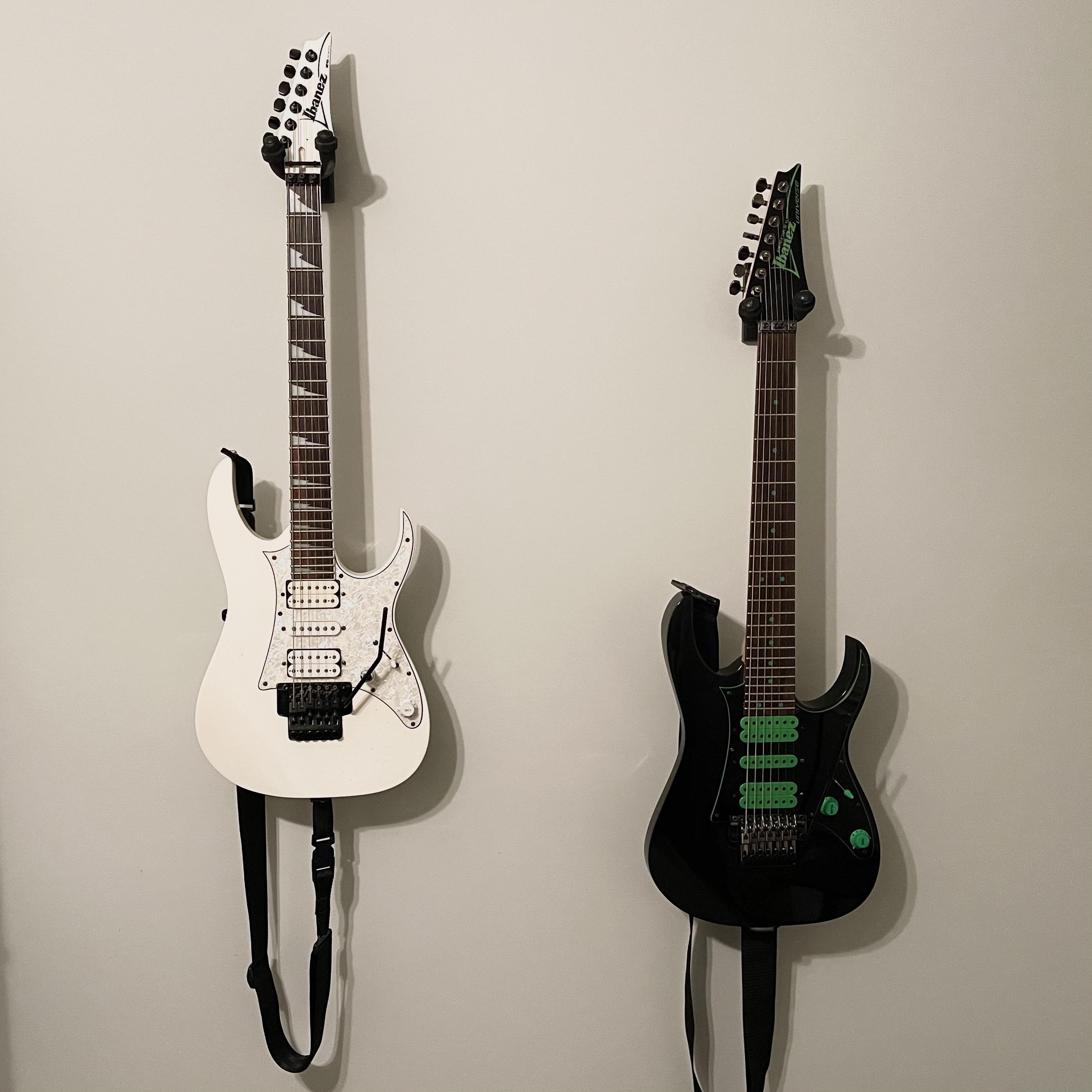 I got my Ibanez RG 350 DX and my Ibanez universe seven string hung up ...