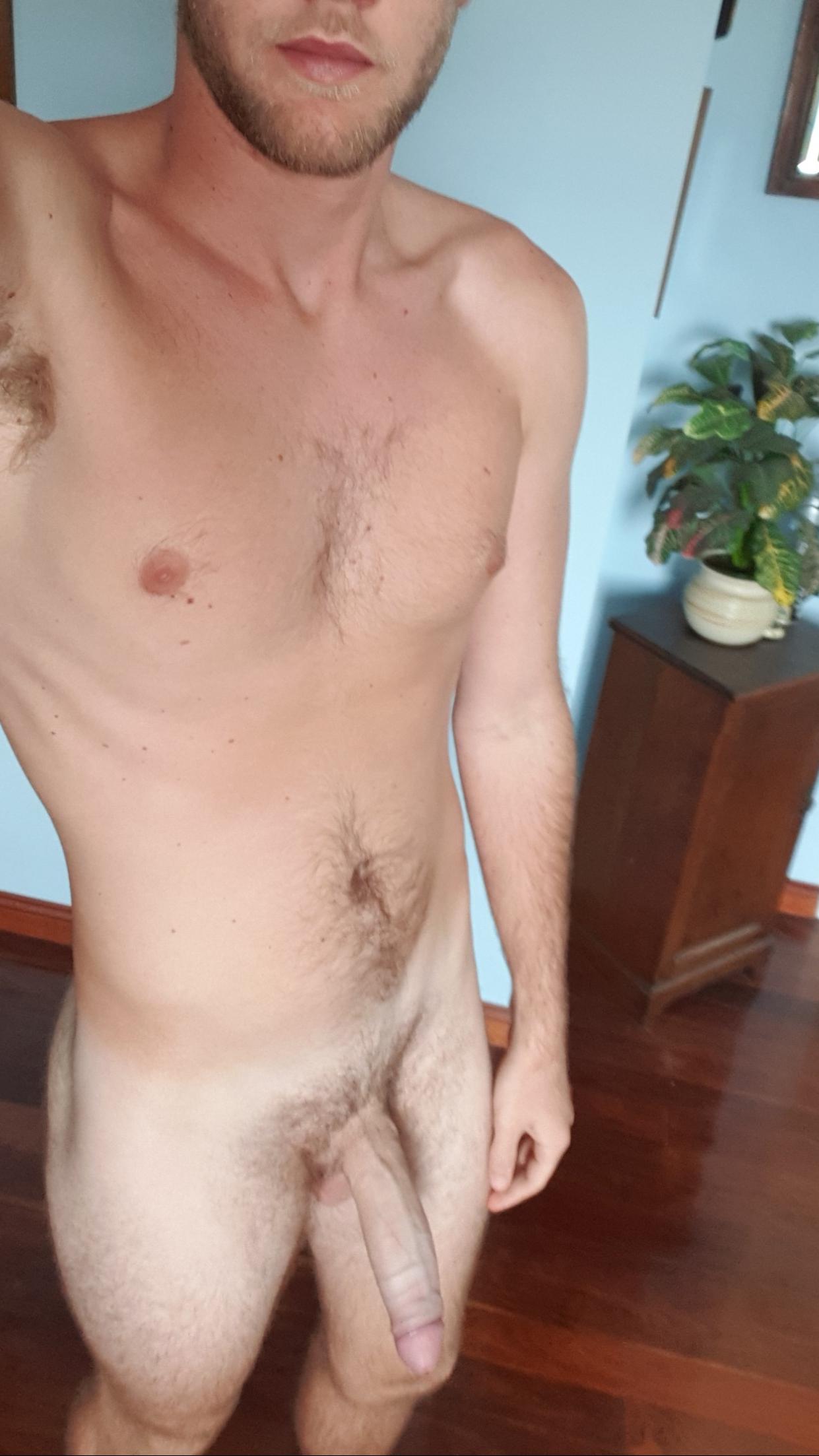 I Love Being Nude At Home Scrolller