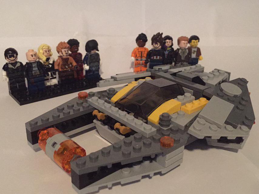 Fischscale Wave Rider I made an micro scale wave rider out of Lego. | Scrolller