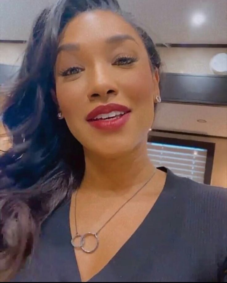 i-want-to-fuck-candice-patton-s-face-very-hard-fill-her-stomach-with