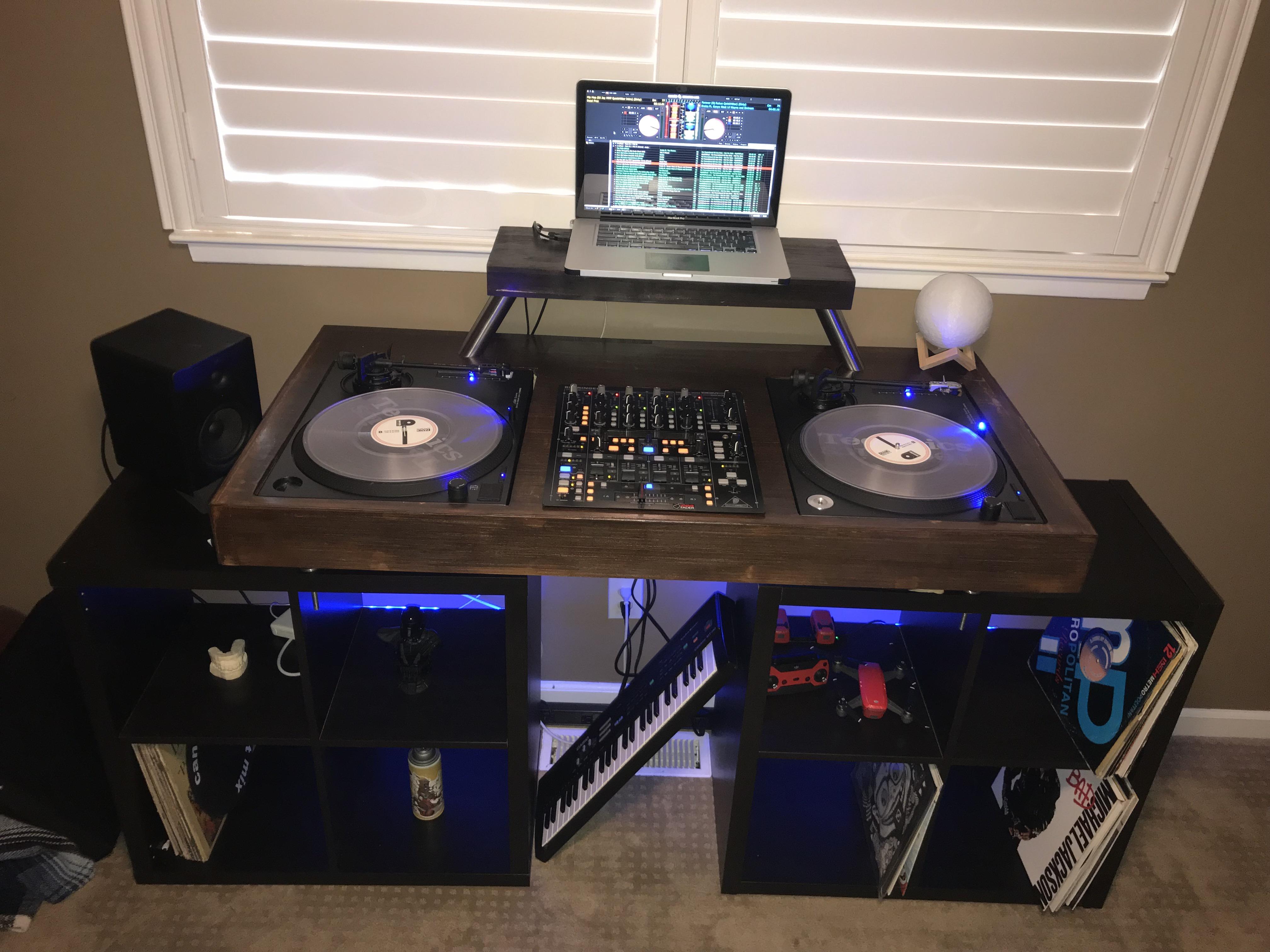 ikea-kallax-dj-booth-scrolller
