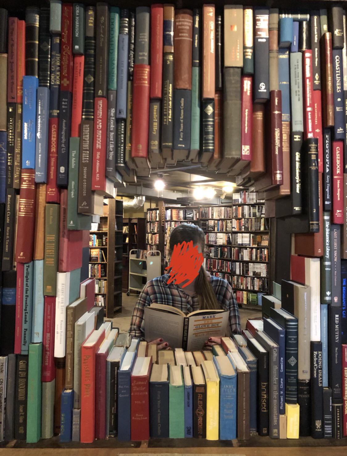 Inside The Last Book Store | Scrolller