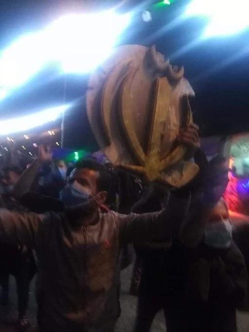 Iranian embassy in Iraq was burned down by the people who are tired of