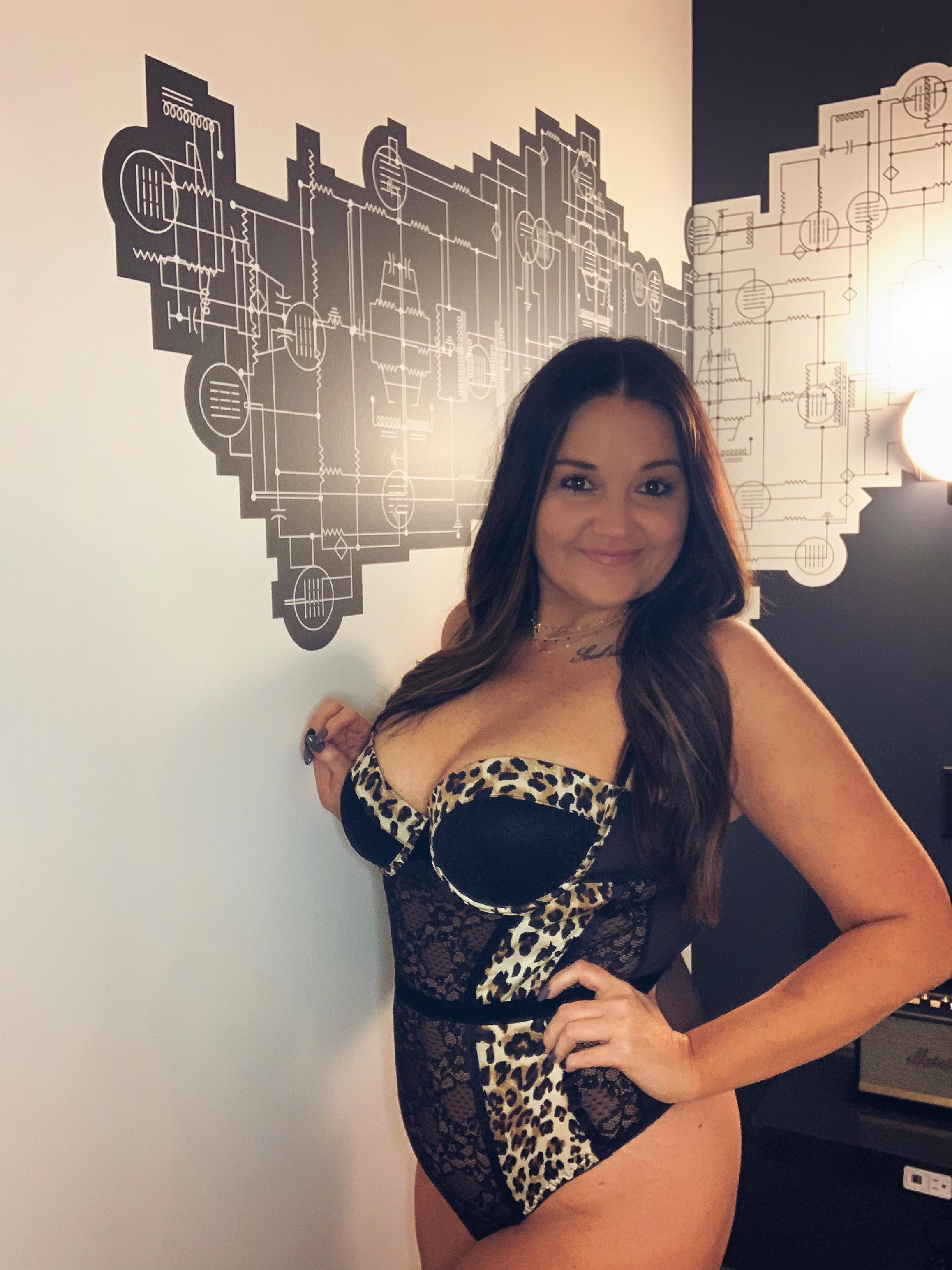 Angel Reese: The Mask Finally Comes Off - 8qpssxg