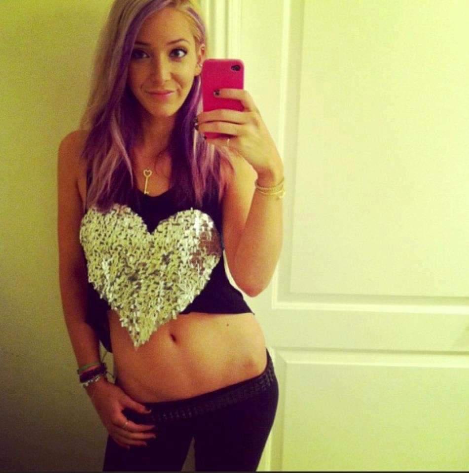 Jenna Marbles (and her vline) Scrolller