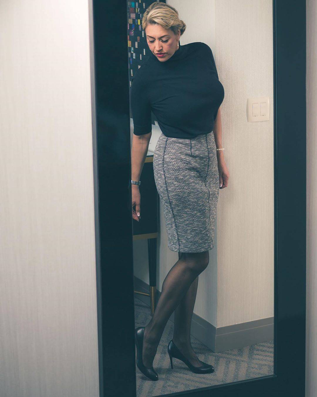 Jordan Ashley Scrolller