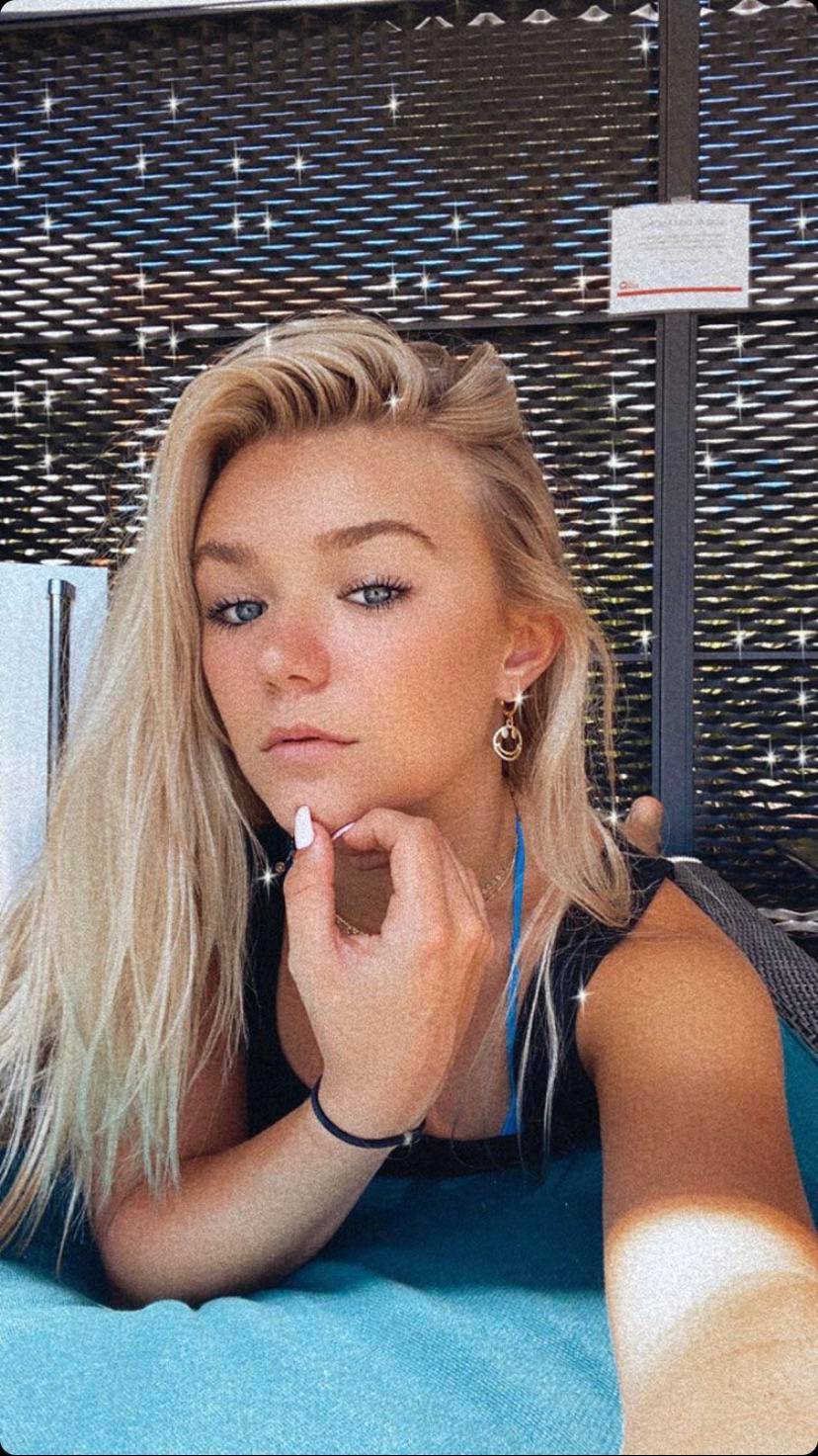 Kate Sigmond Scrolller