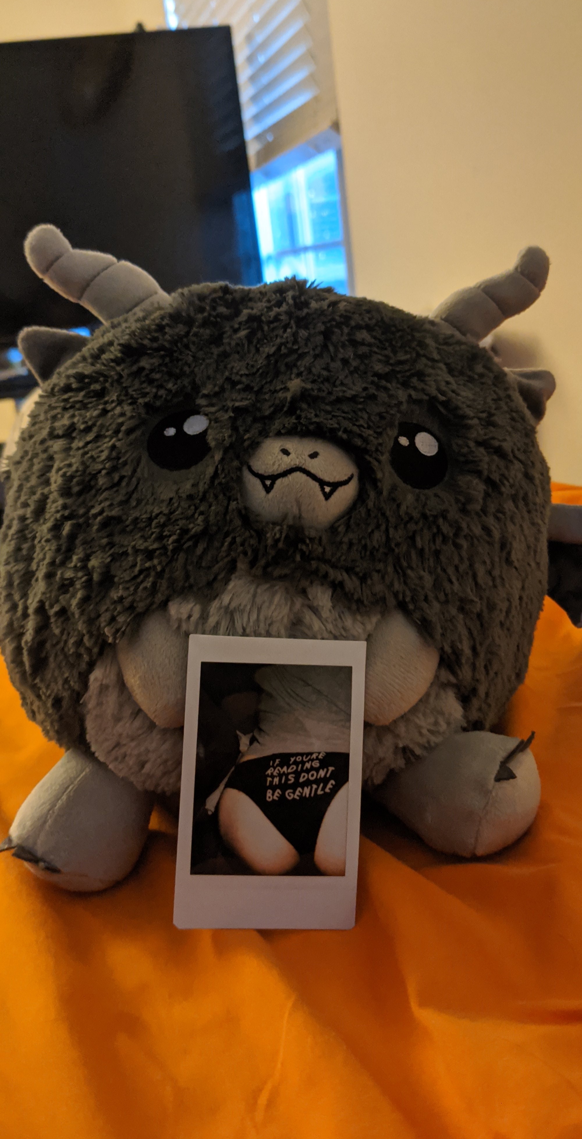 Keeping My Secrets Safe 3 Scrolller