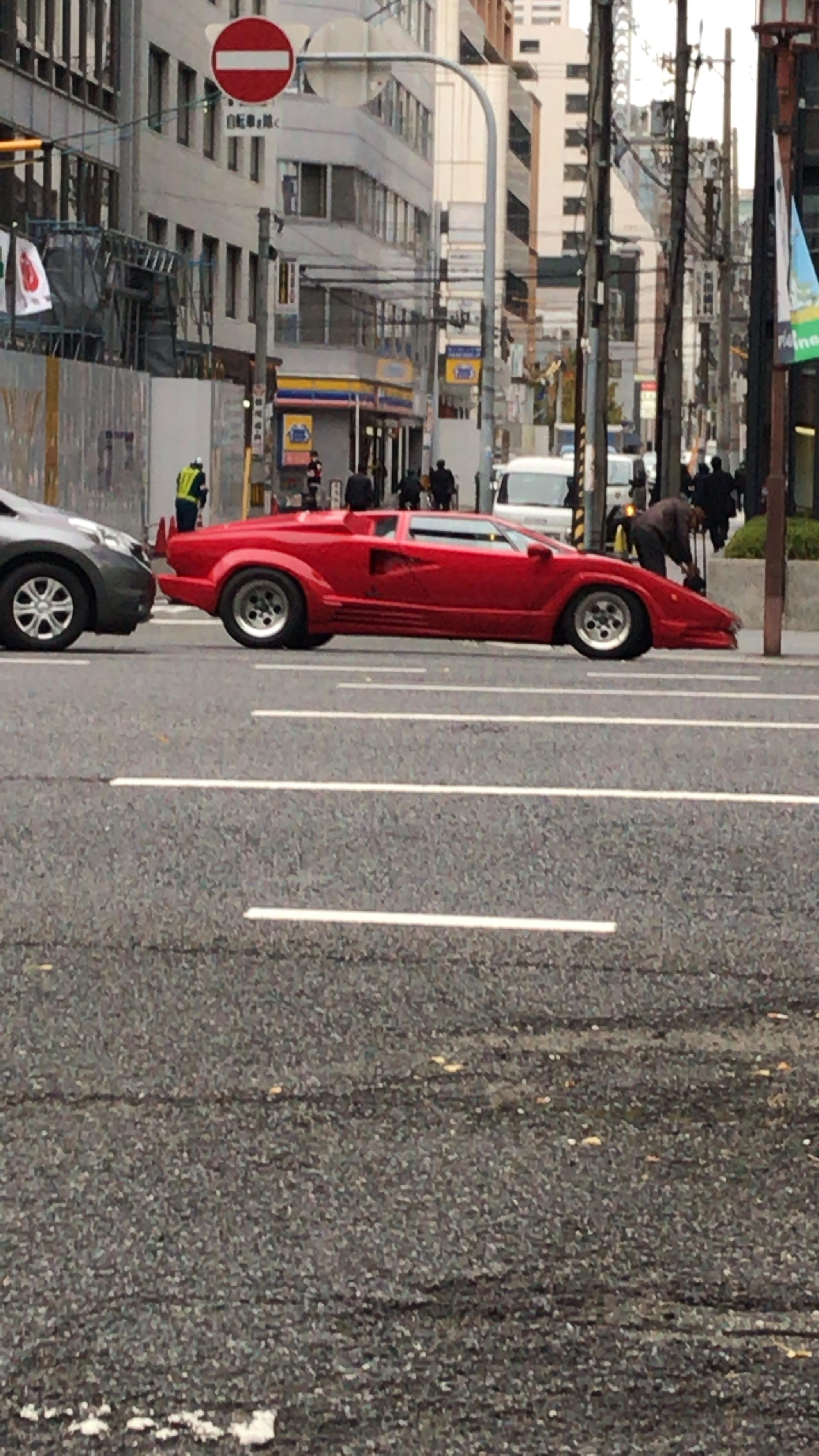 Countach] spotted in Osaka, Japan Scrolller