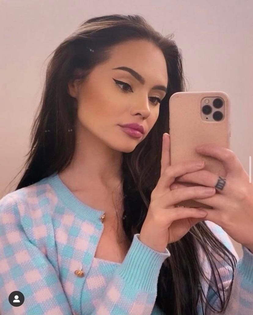 Let’s cam/video call over anyone idc Scrolller