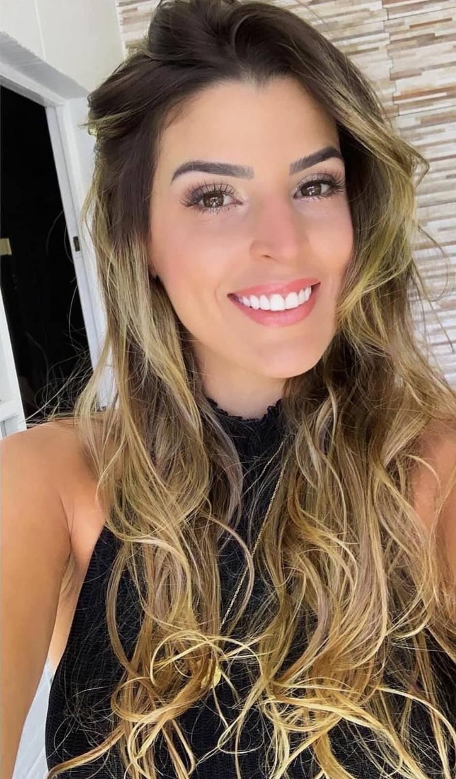 Mari Paraiba Scrolller