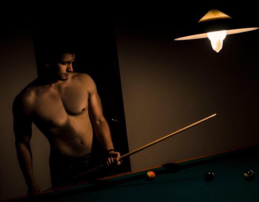 Mexican actor Eric Crum | Scrolller