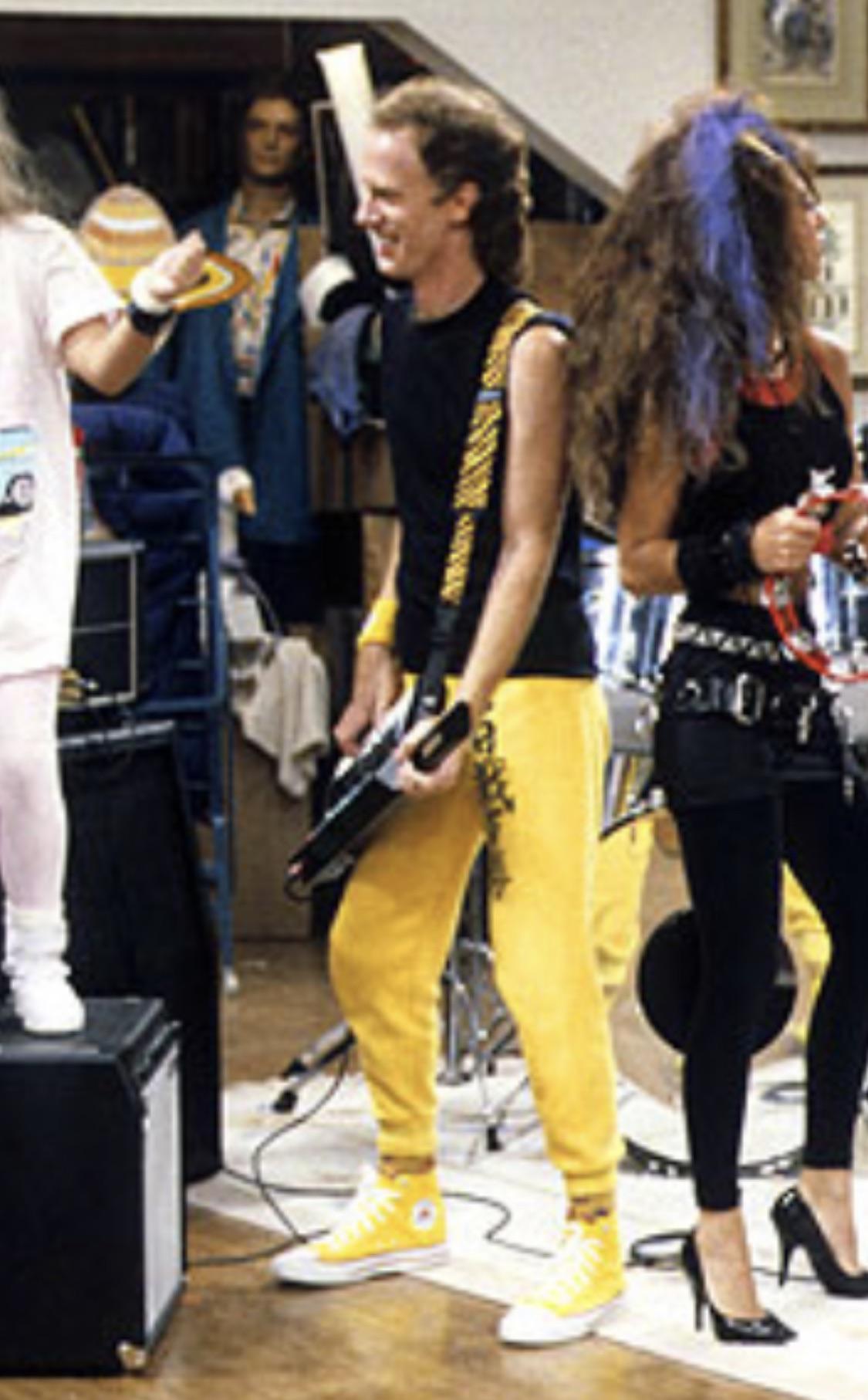 Most iconic member of Jesse and the Rippers? | Scrolller