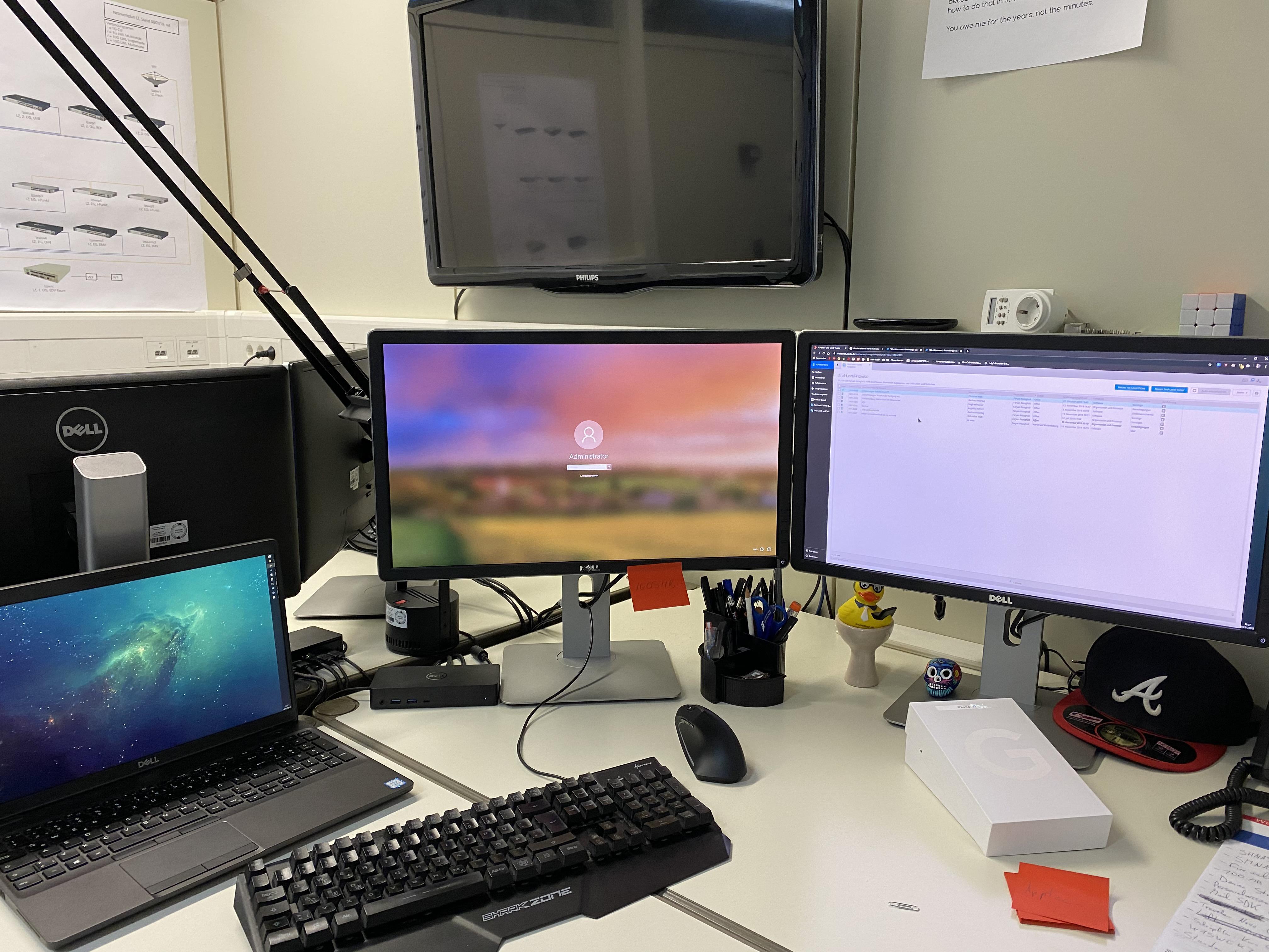 Moved my mouse the exact moment my screensaver came on. Now one third