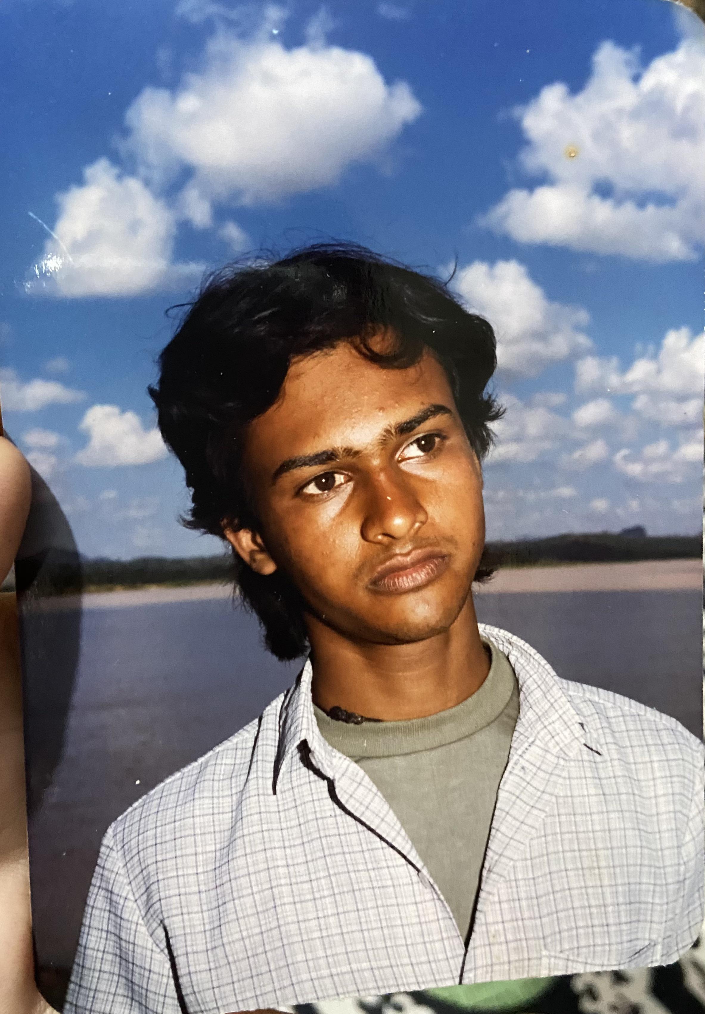 My father in 1985 when he was 18. Aspiring actor now. Scrolller
