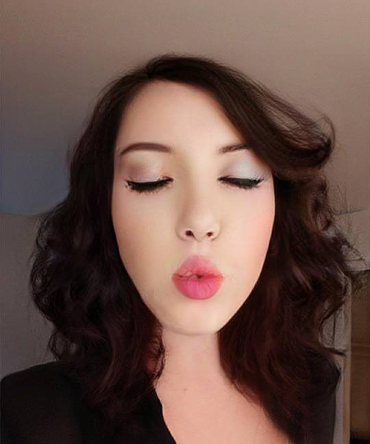 My gf did my hair and makeup and told me to blow a kiss to my audience