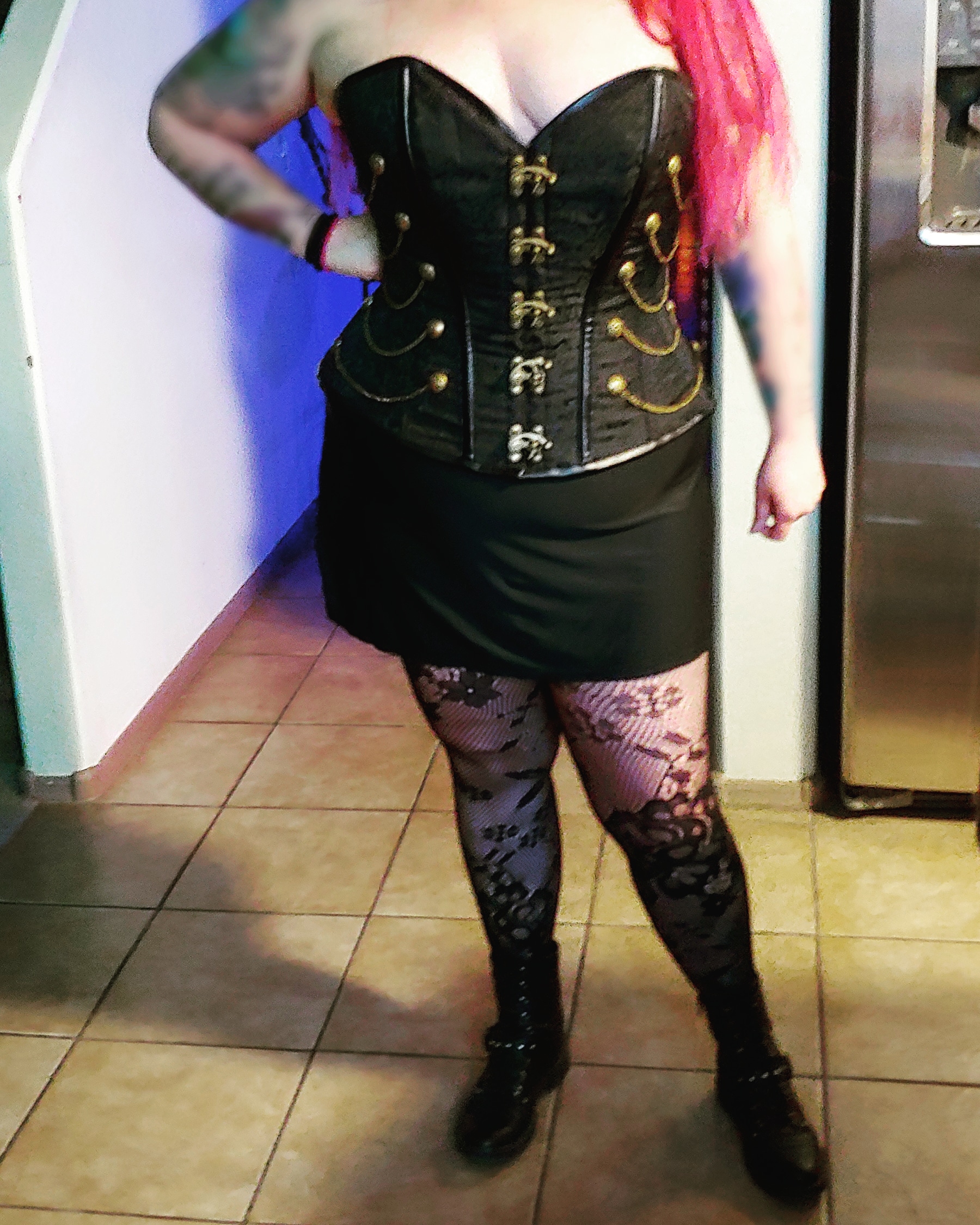 My Halloween corset costume 🔥 Scrolller