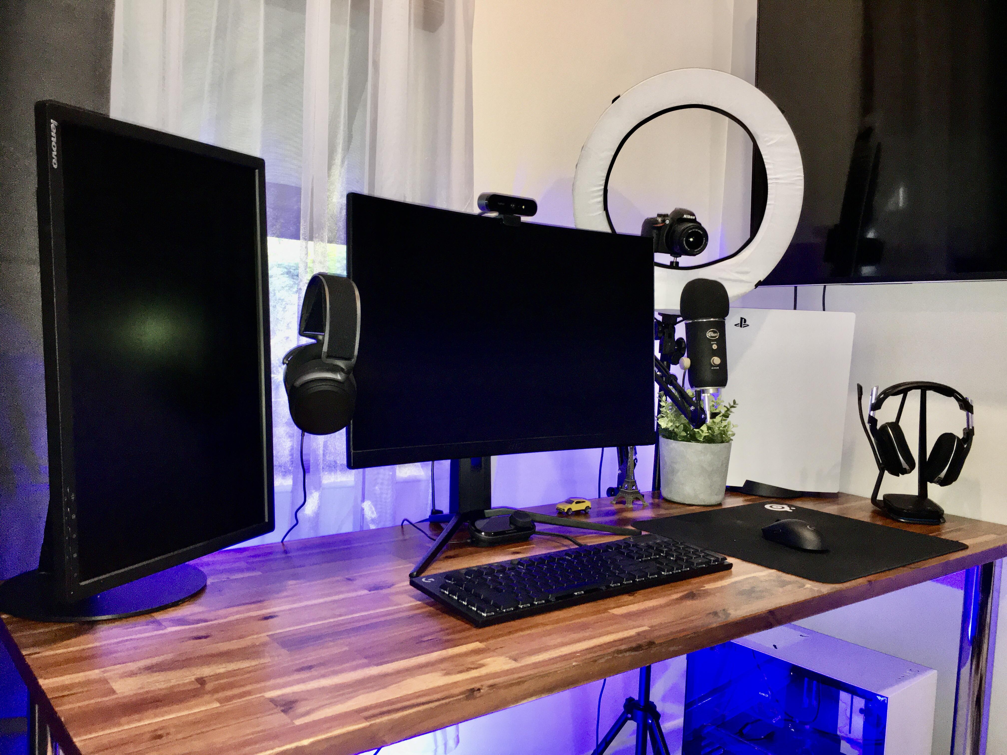 My Streaming Ps5 Gaming Desk Setup Scrolller