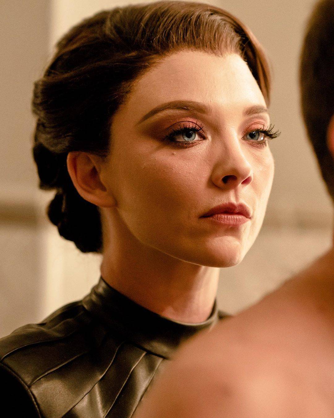 Natalie Dormer Scrolller