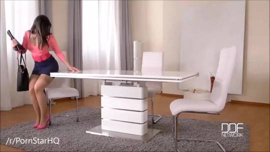 Nekane - Unconventional Job Interview