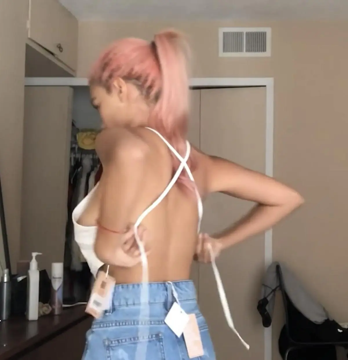 Nip slip @4:29 of the try-on haul video