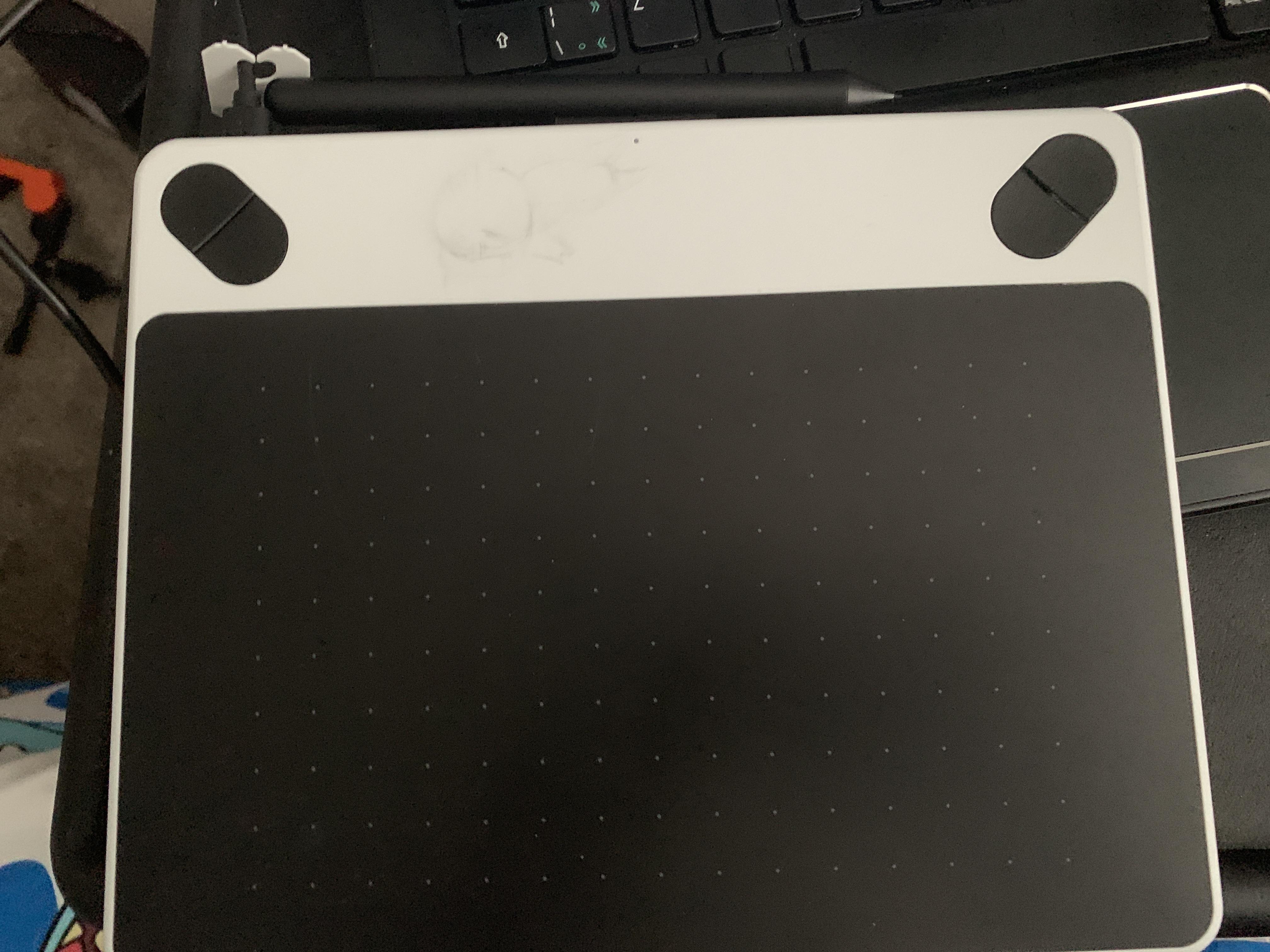 Old intuos experiencing problems. Scrolller