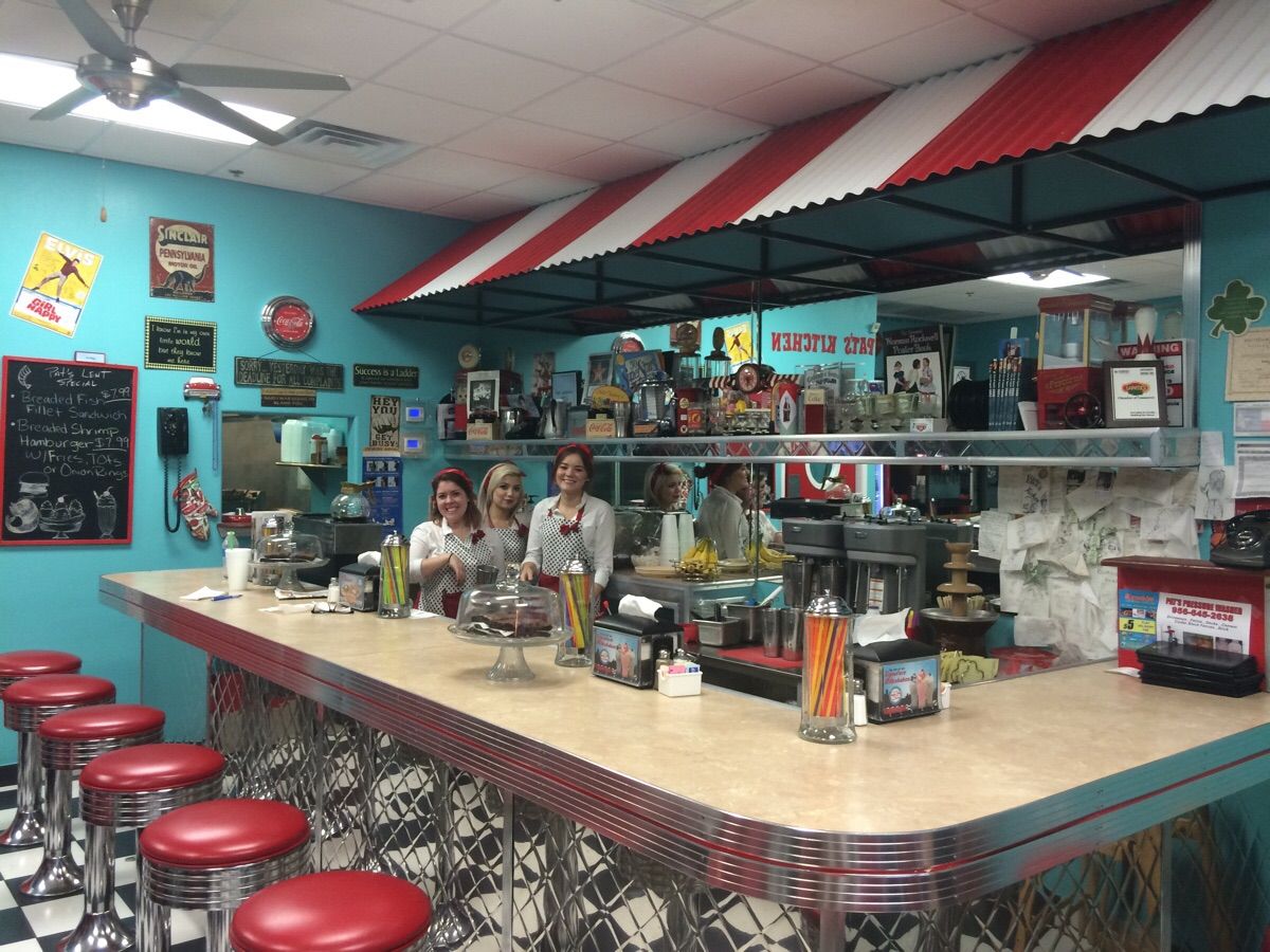 Pat's Kitchen great burgers and shakes. | Scrolller