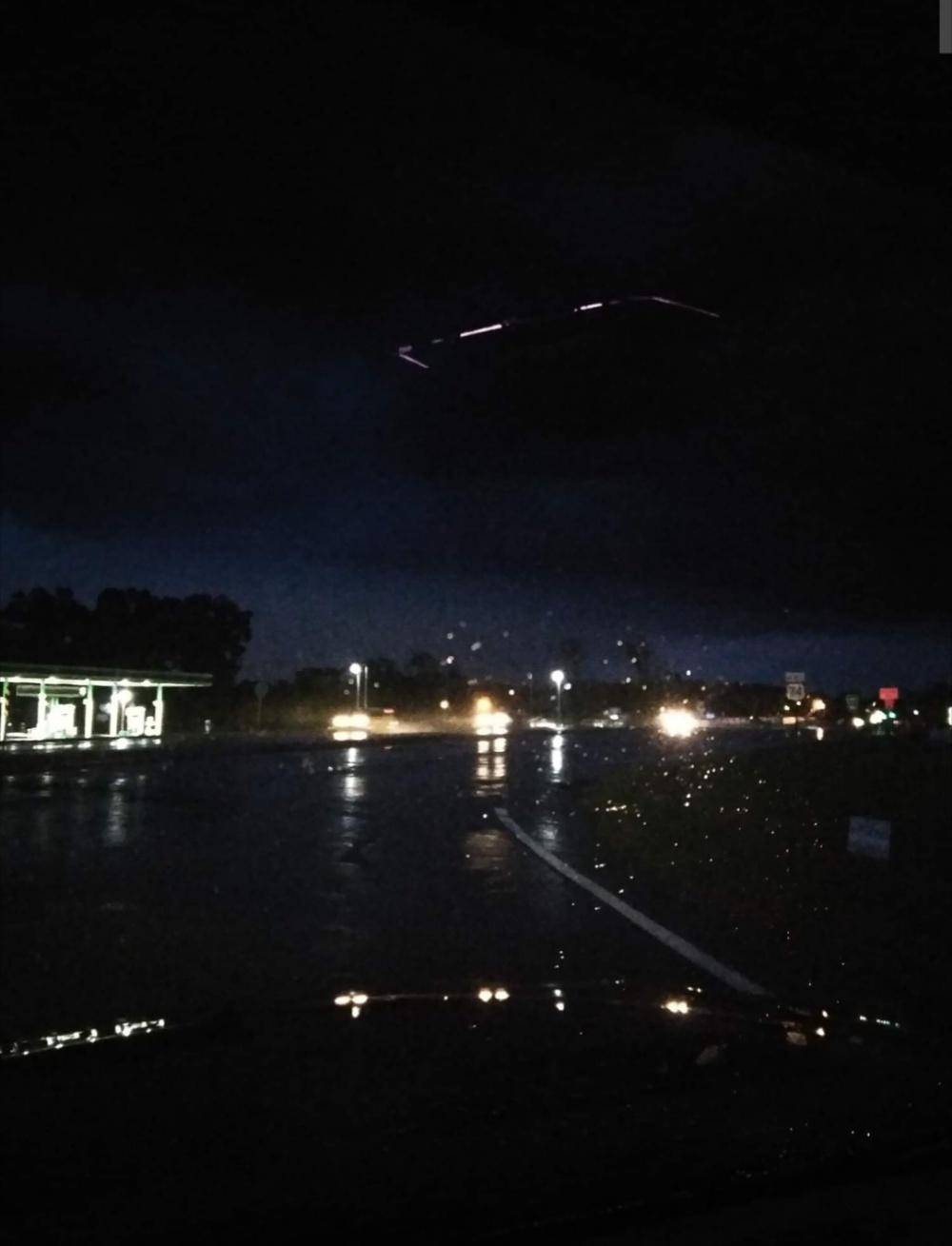 нло в ашхабаде. летающий объект в небе над уралом. загадочный объект над северной каролиной. шар над сша на самом деле. непонятный желтый круг в небе пугает жителей петербурга".