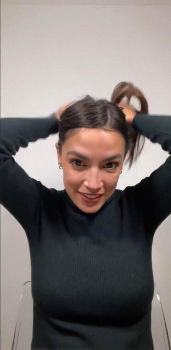 Putting Her Hair In A Ponytail Right Before She Sucks Some Republican