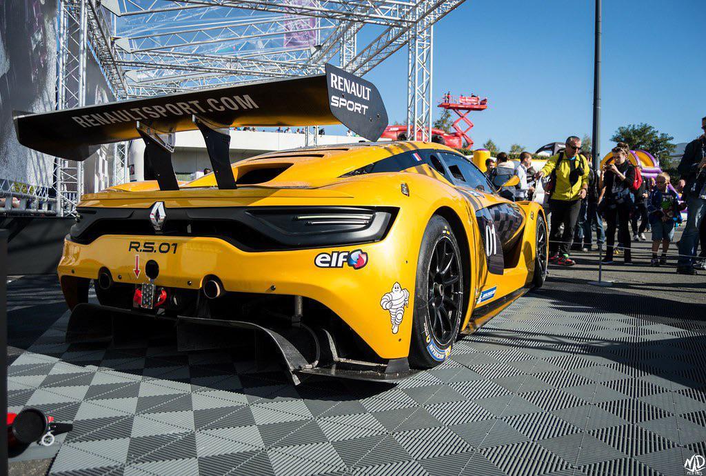 Renault RS01 | Scrolller
