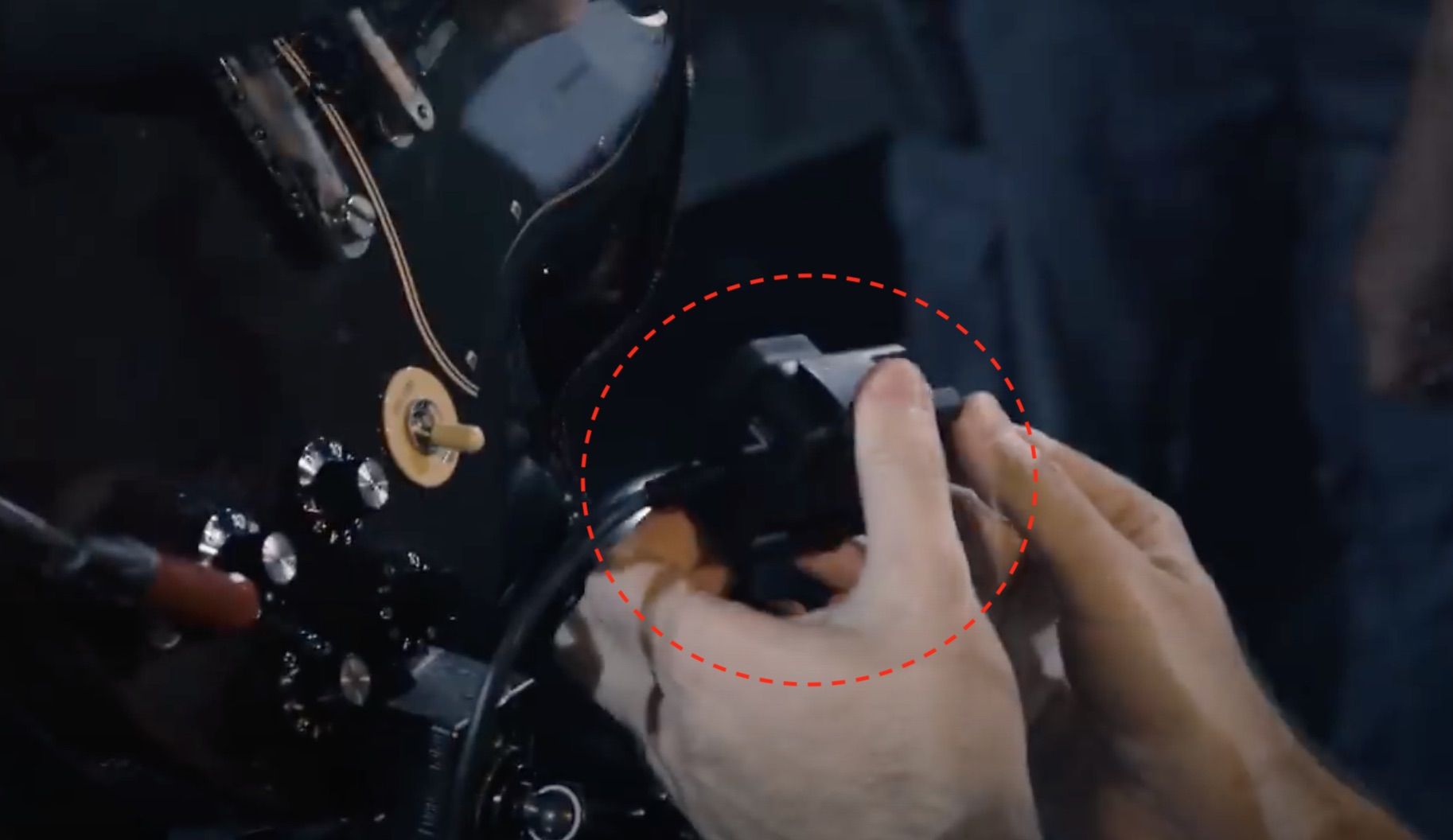 Rigging a Gopro Hero 7 on Angus Young guitar in the new AC/DC Video ...
