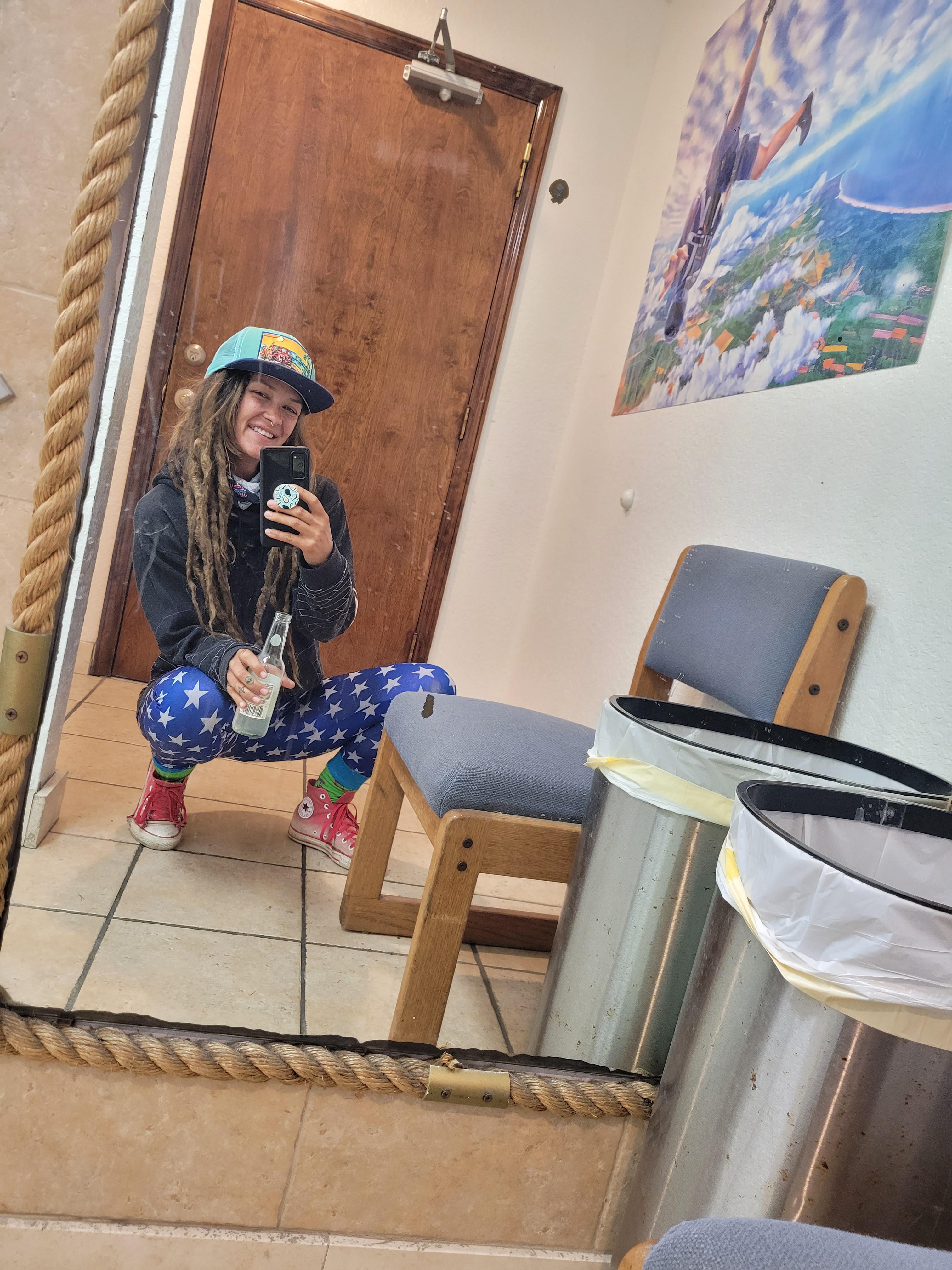 Selfie cuz we set the NC naked skydiving record with all women! (F) (32