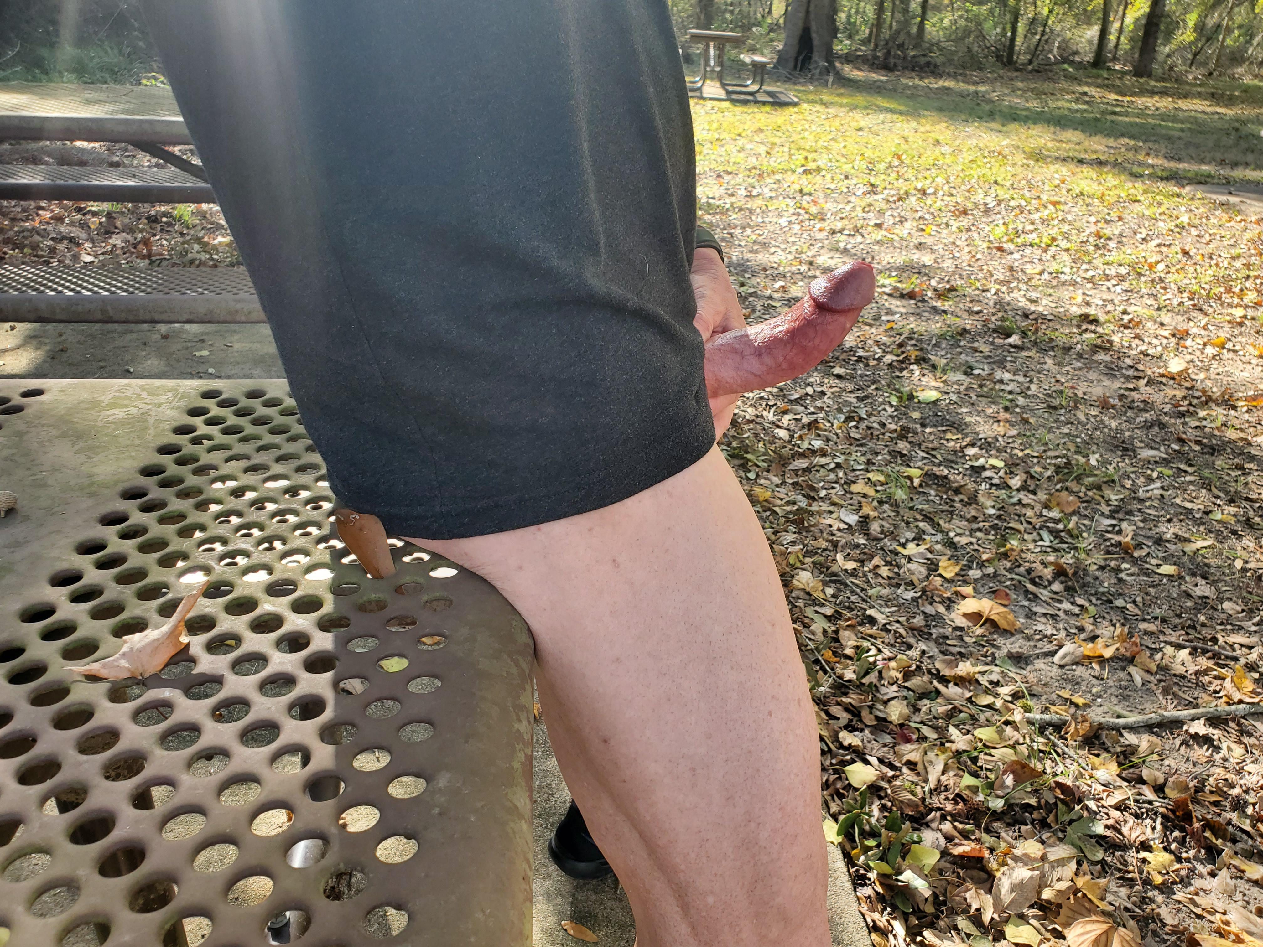 Shirt cocking it at the park Scrolller