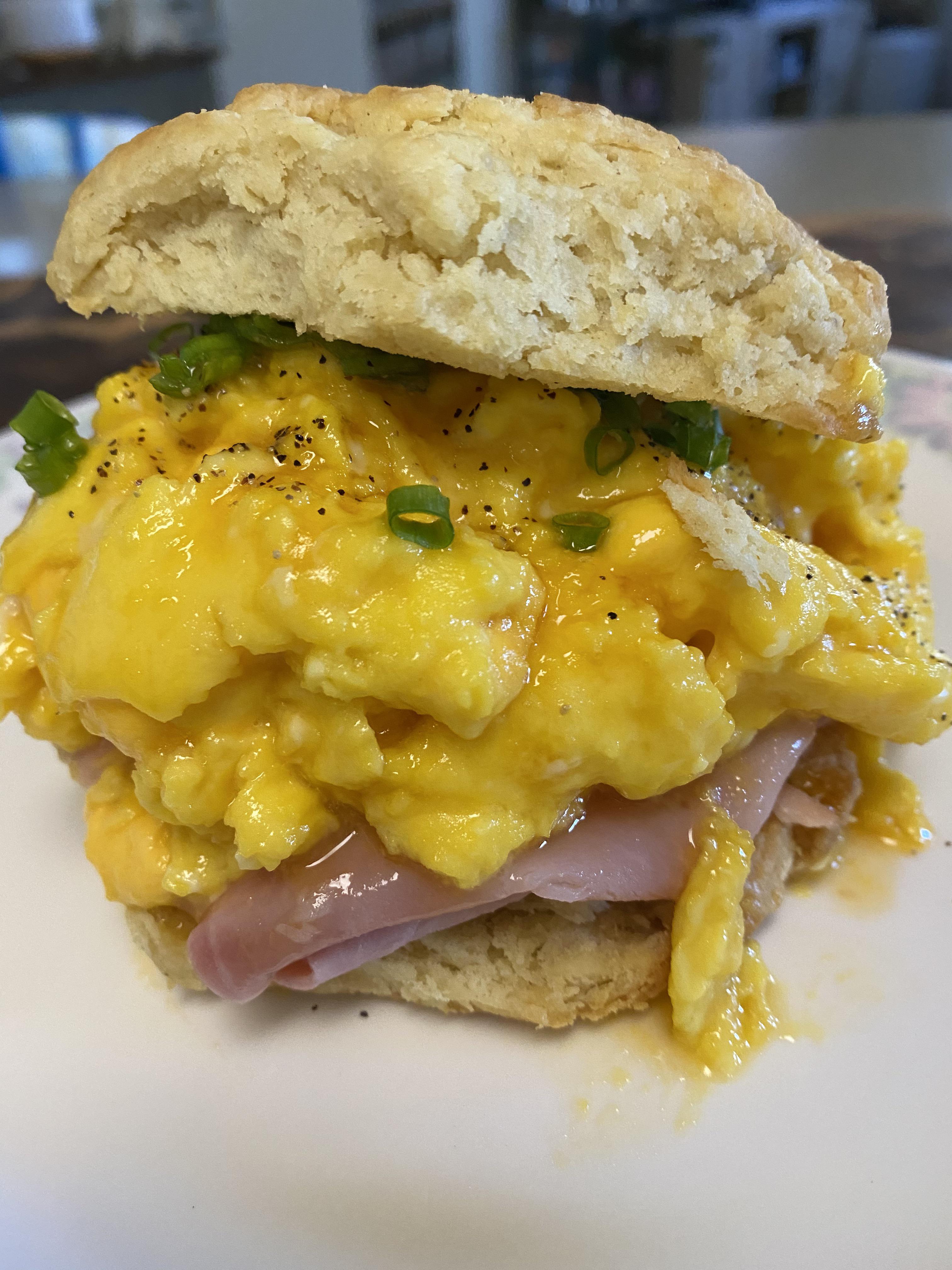 Simple ham, egg and cheese breakfast biscuit | Scrolller