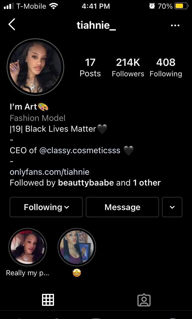 Someone buy her only fans @tiahnie_ | Scrolller