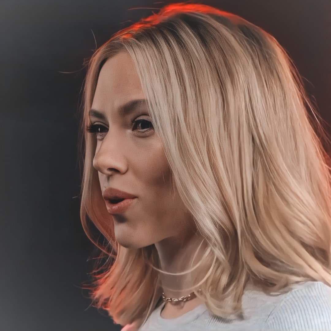 Someone help my young hard bwc cum for mommy Scarlett Johansson??? | Scrolller