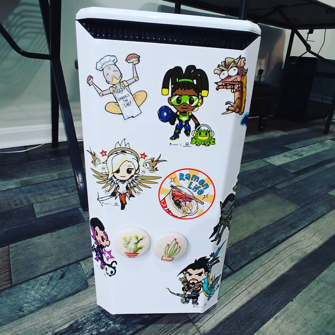 Stickers on my rig 👌 | Scrolller