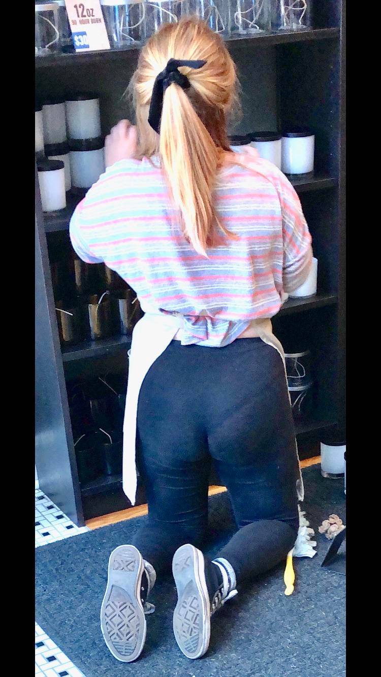 Stocking Shelves Scrolller