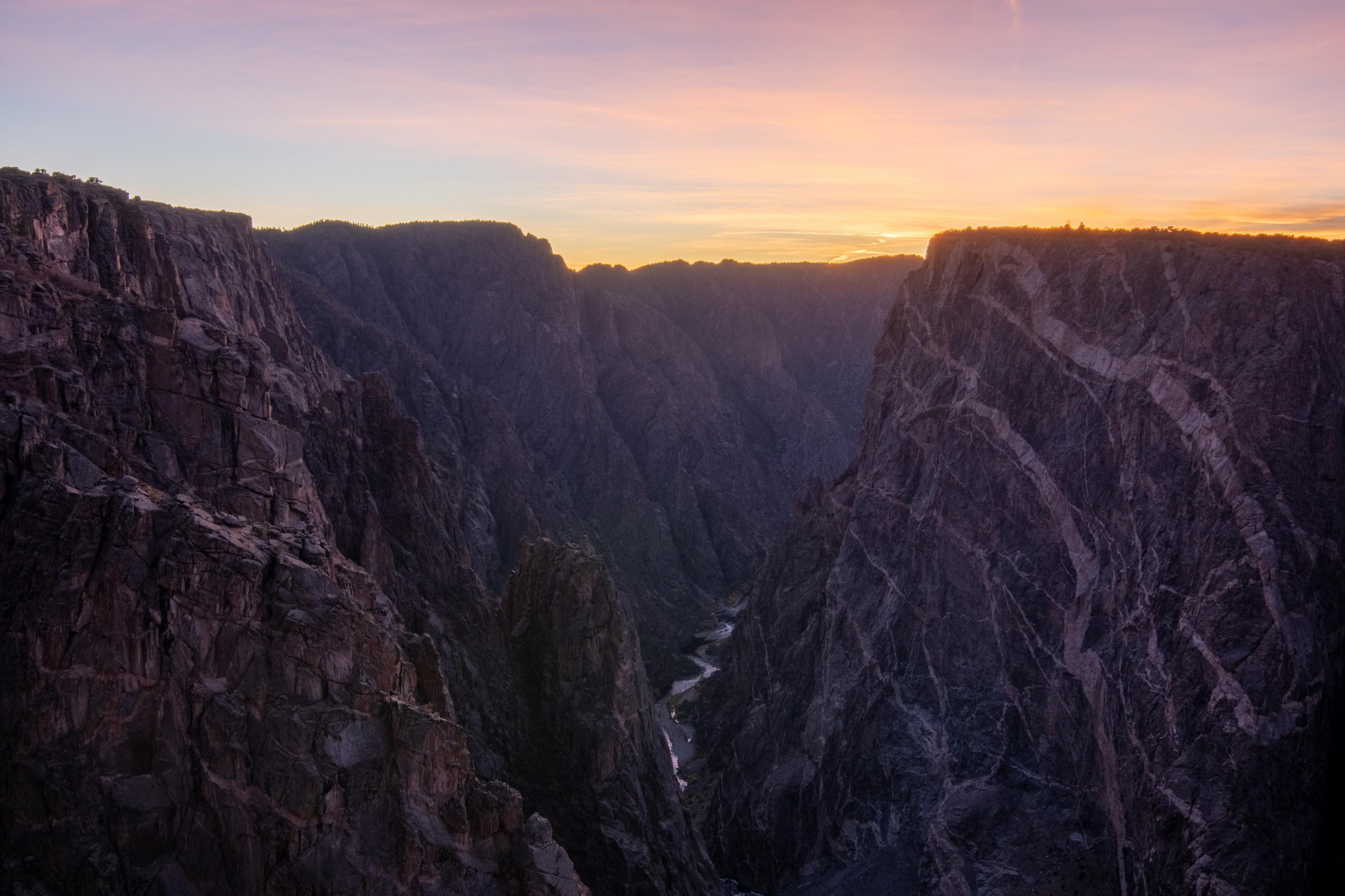 Sunset over the Black Canyon - a half mile to the Gunnison River below ...