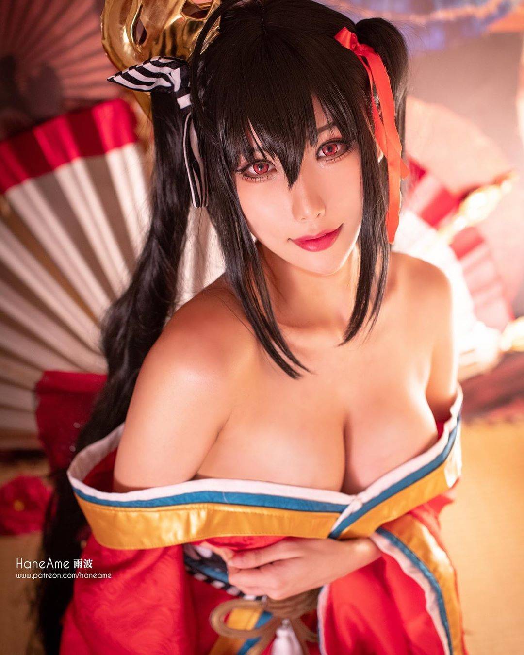 Taihou Cosplay Azur Lane By Haneame Scrolller