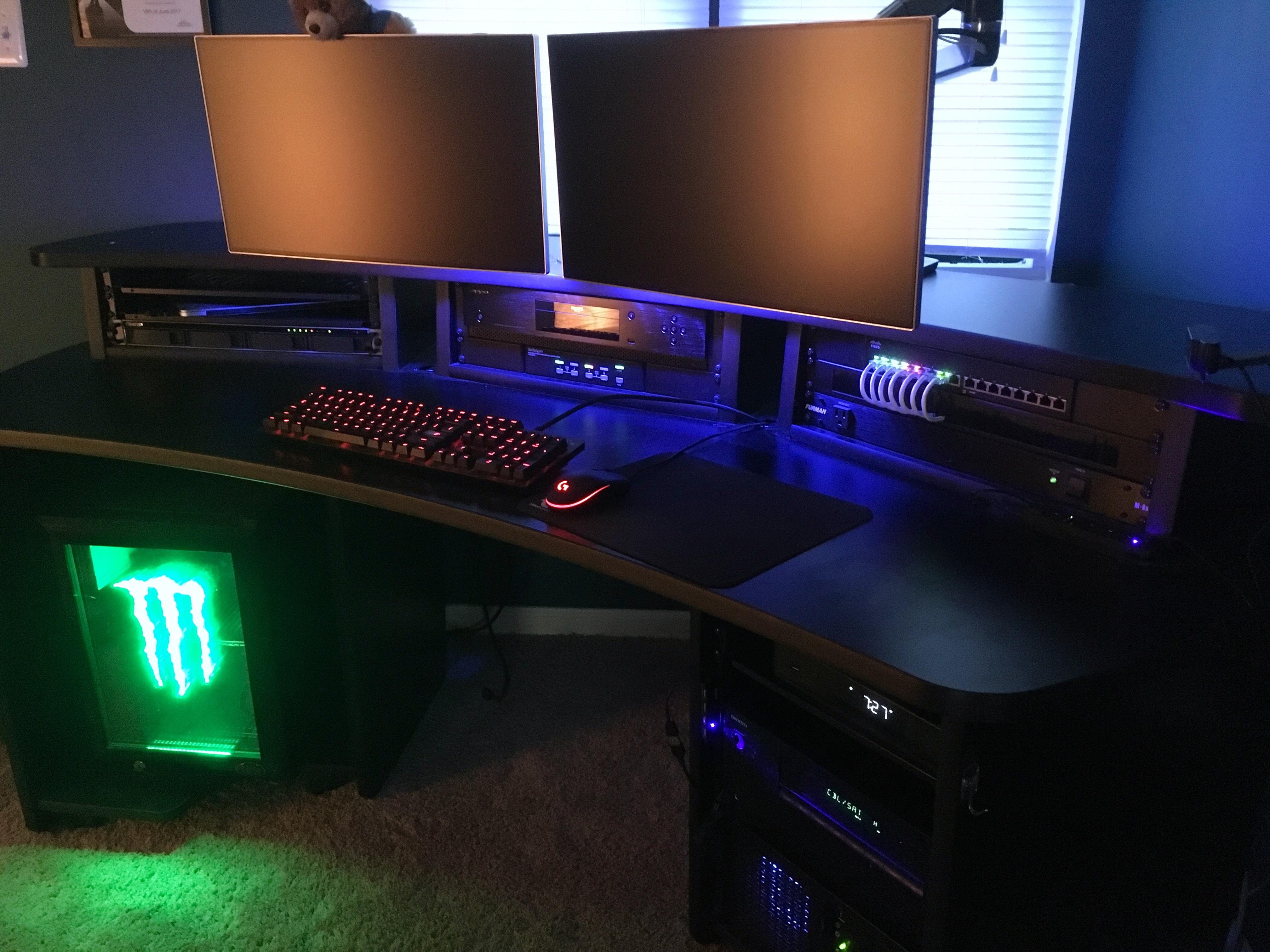 Muiple Computer Table Rack Mount The beauty of rack-mount! (album in comments) | Scrolller