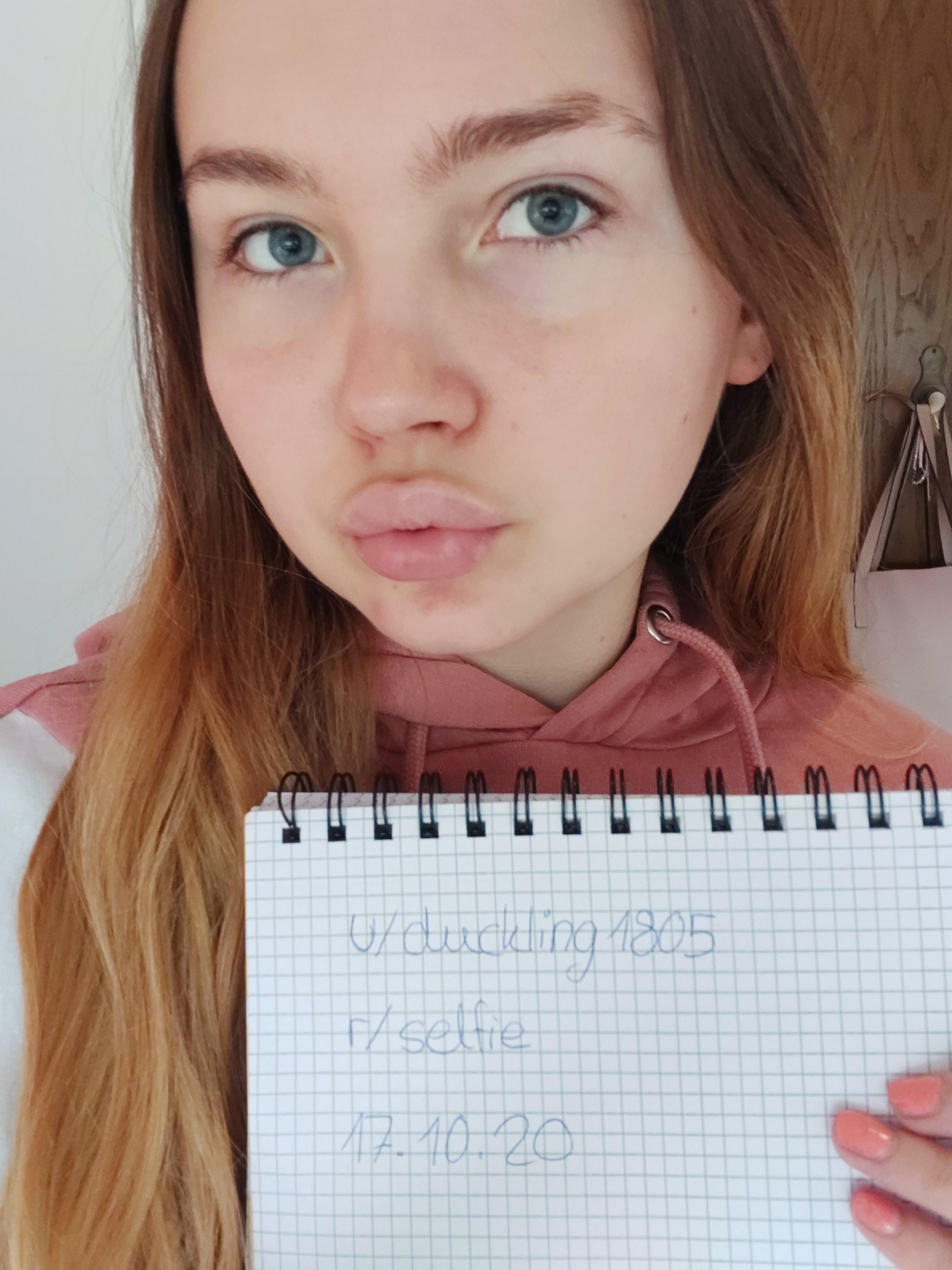 [Under 18] verification Scrolller