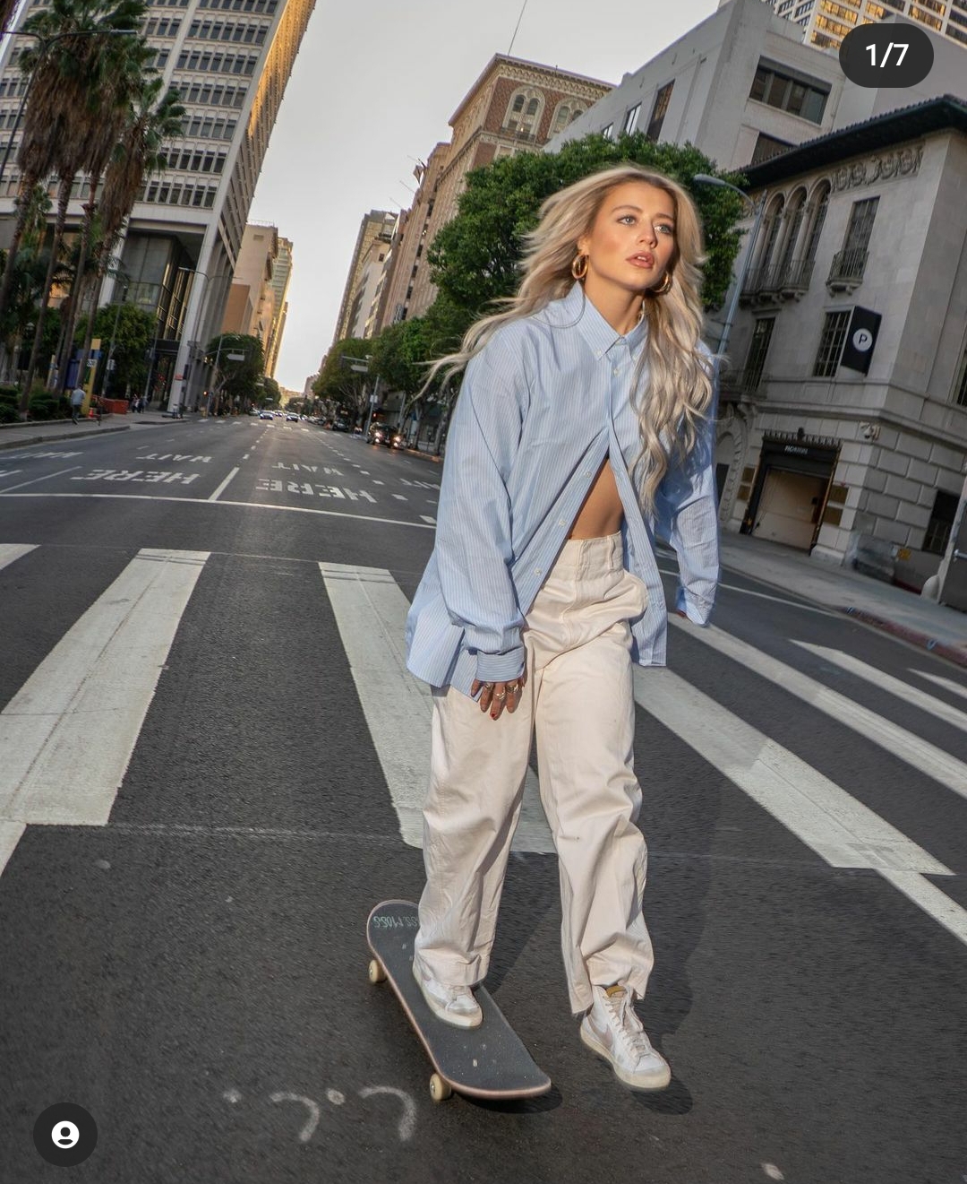 Victoria Taylor Scrolller