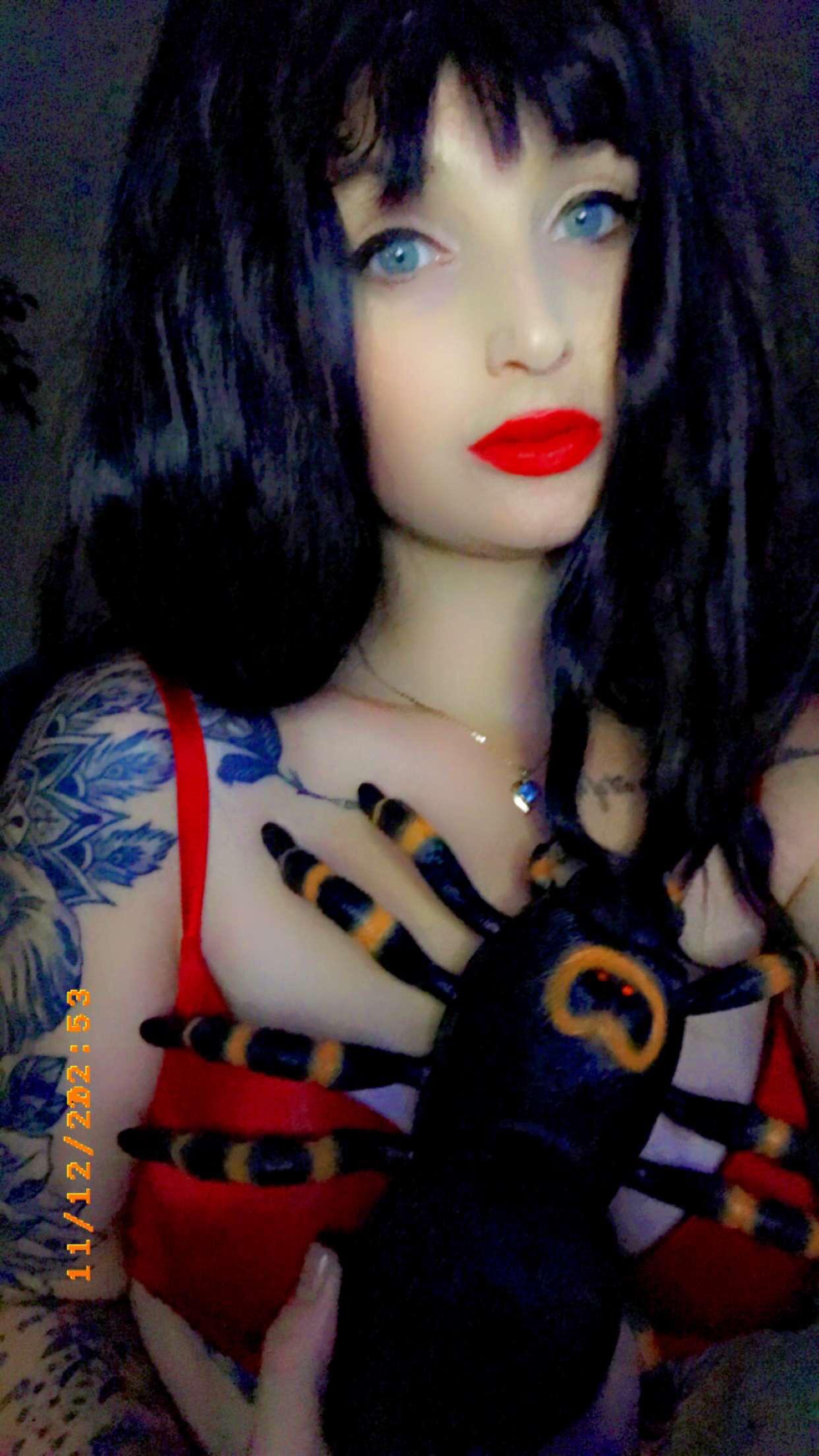 You Need To See This Noemiexlili Video